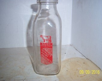 1949 Dairy Center Red Pyro Half Pint Milk Dairy Cream Bottle