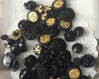 BULK 50 black buttons / gold and black,shank buttons, acrylic buttons, 2 holes buttons, mix blag gold buttons