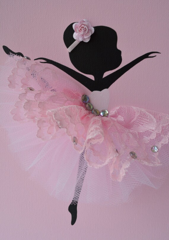 Bailarinas y corazón vivero pared arte en rosa y blanco.