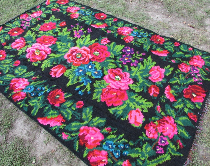 Bessarabian Kilim. Floor Rugs. Vintage Moldovan Kilim, Handmade 45 years old, handmade. Floral Rugs Carpets, Eco-Friendly. Bab.