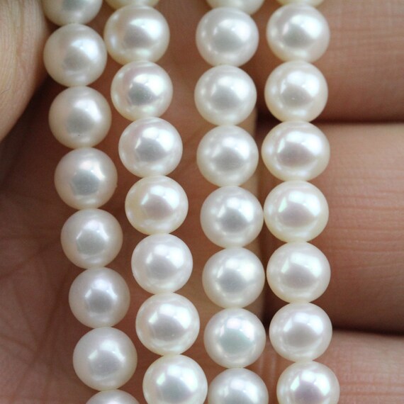 5-5.5mm AAA round white freshwater pearl bead strand wholesale