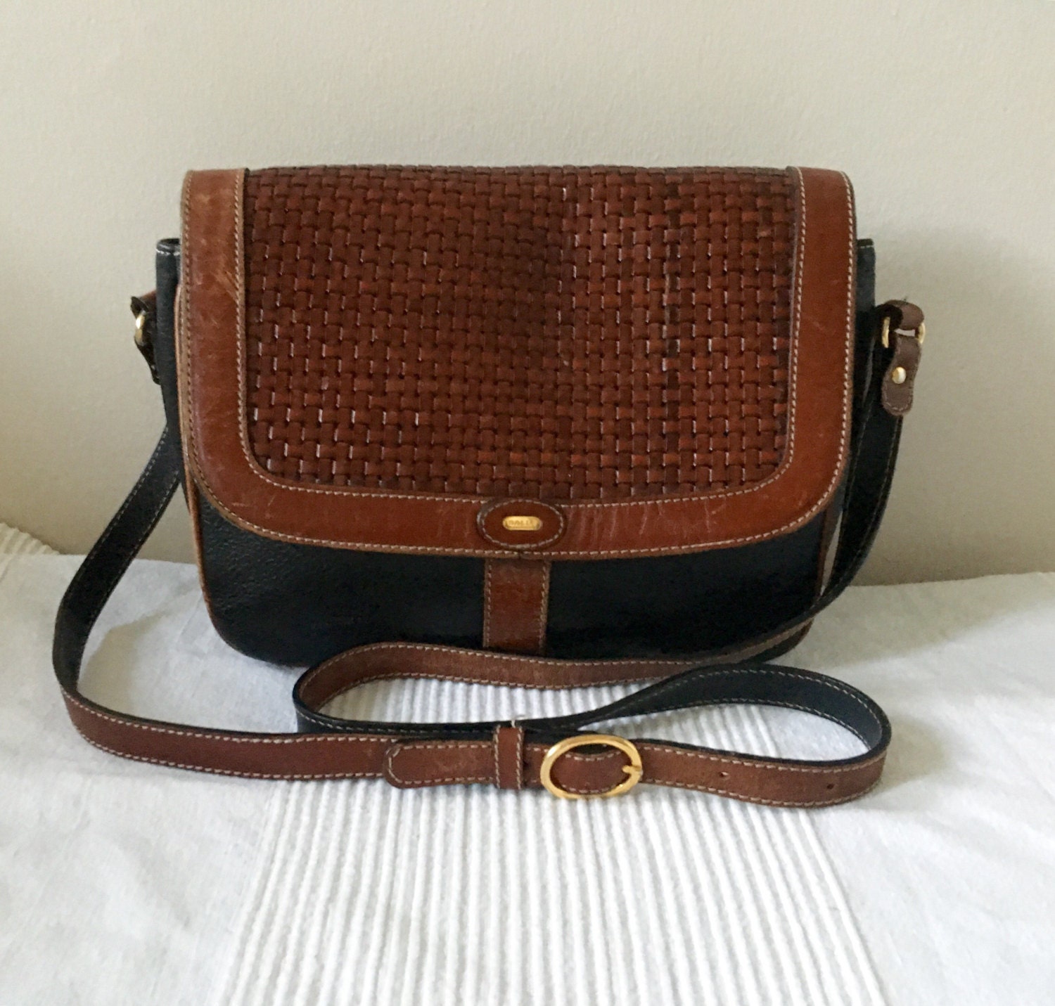 bally shoulder bag vintage