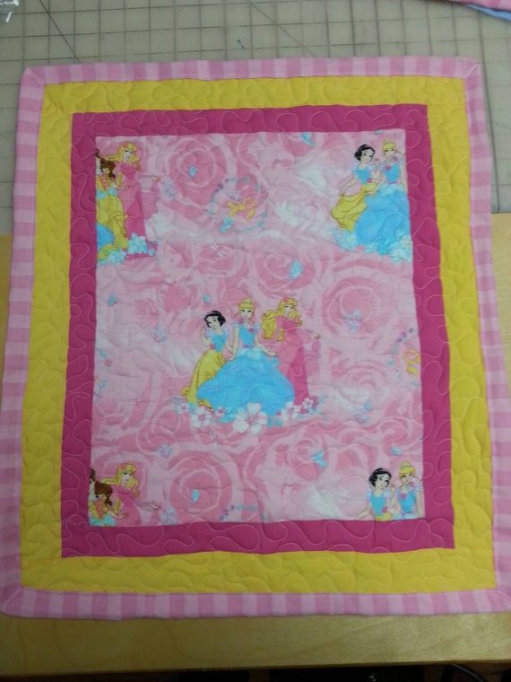 princess-doll-quilt-for-18-inch-dolls-like-american-girl-size