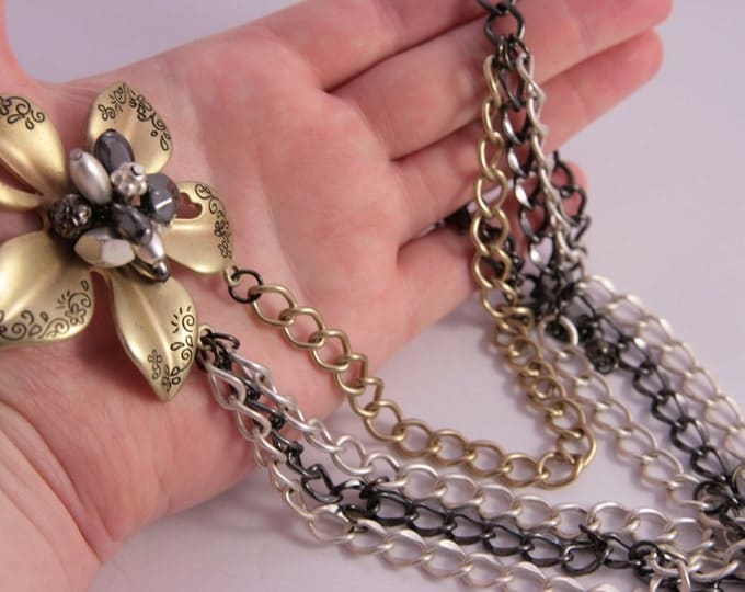 Lariat Flower Necklace Gold Silver Black Large Rose Fashion Necklace Pendant