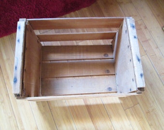 Vintage Peach Crate Wooden Sunny Slope Brand from Sunny slope farms