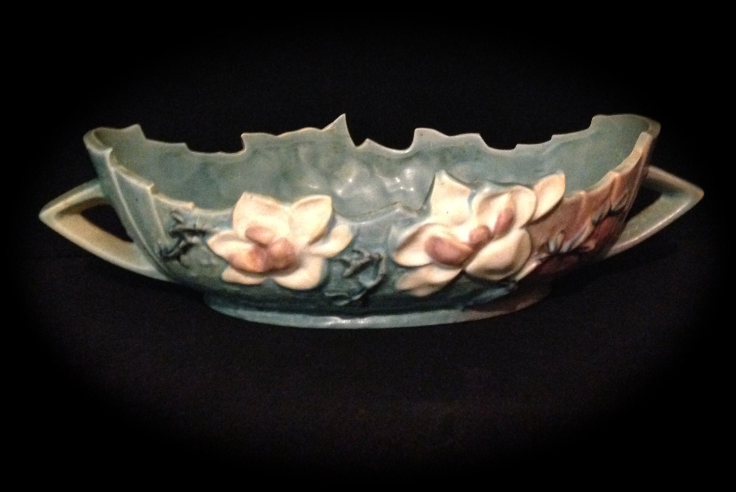 Roseville Pottery Magnolia Oval Console Double Handled Bowl