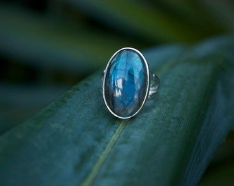 Lovely Labradorite Ring set in Sterling Silver with Beaten Band