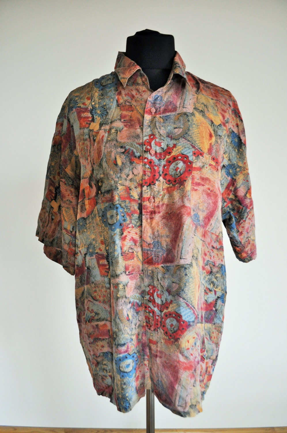 Vintage Mens Silk Shirt / Buttons down / Pure Silk / LARGE