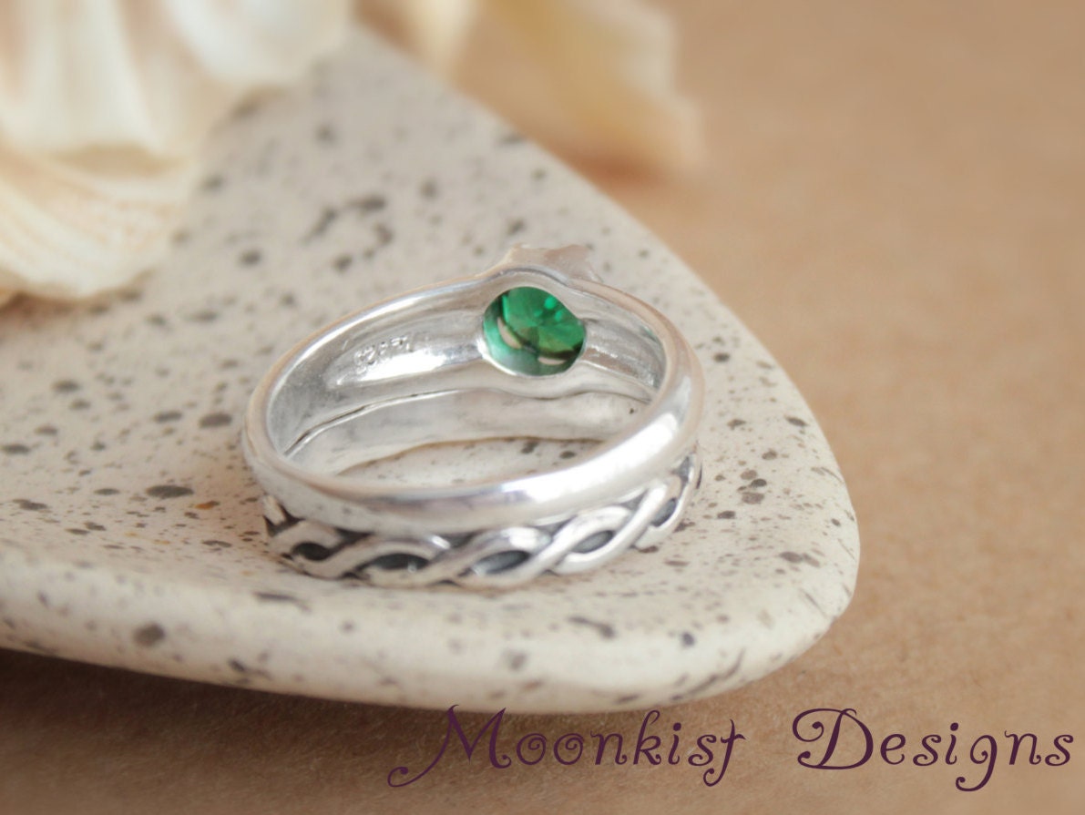 Emerald Green Spinel Wedding Ring Set in Sterling Silver