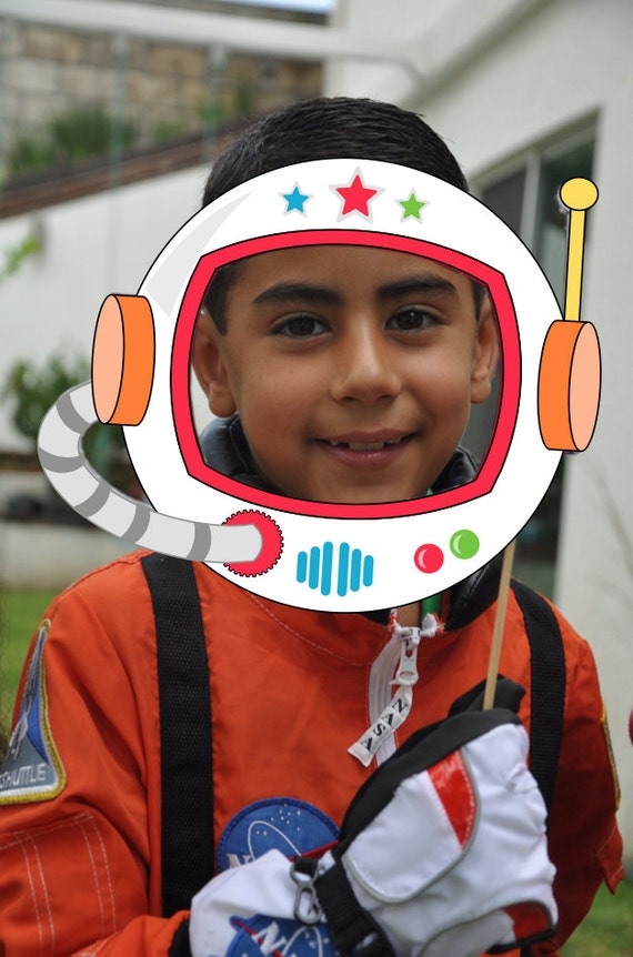 astronaut-space-party-pdf-printable-outer-space-photo-booth-props