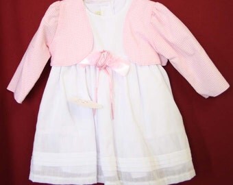 Vintage style smock dresses for easter Vintage style smock dresses for easter