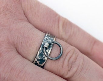 Ring of O, Classic BDSM Ring, Oxidized,Hammered finish, in Sterling Silver, Handmade Classic O Ring, Ring Der O, Story of O ring.