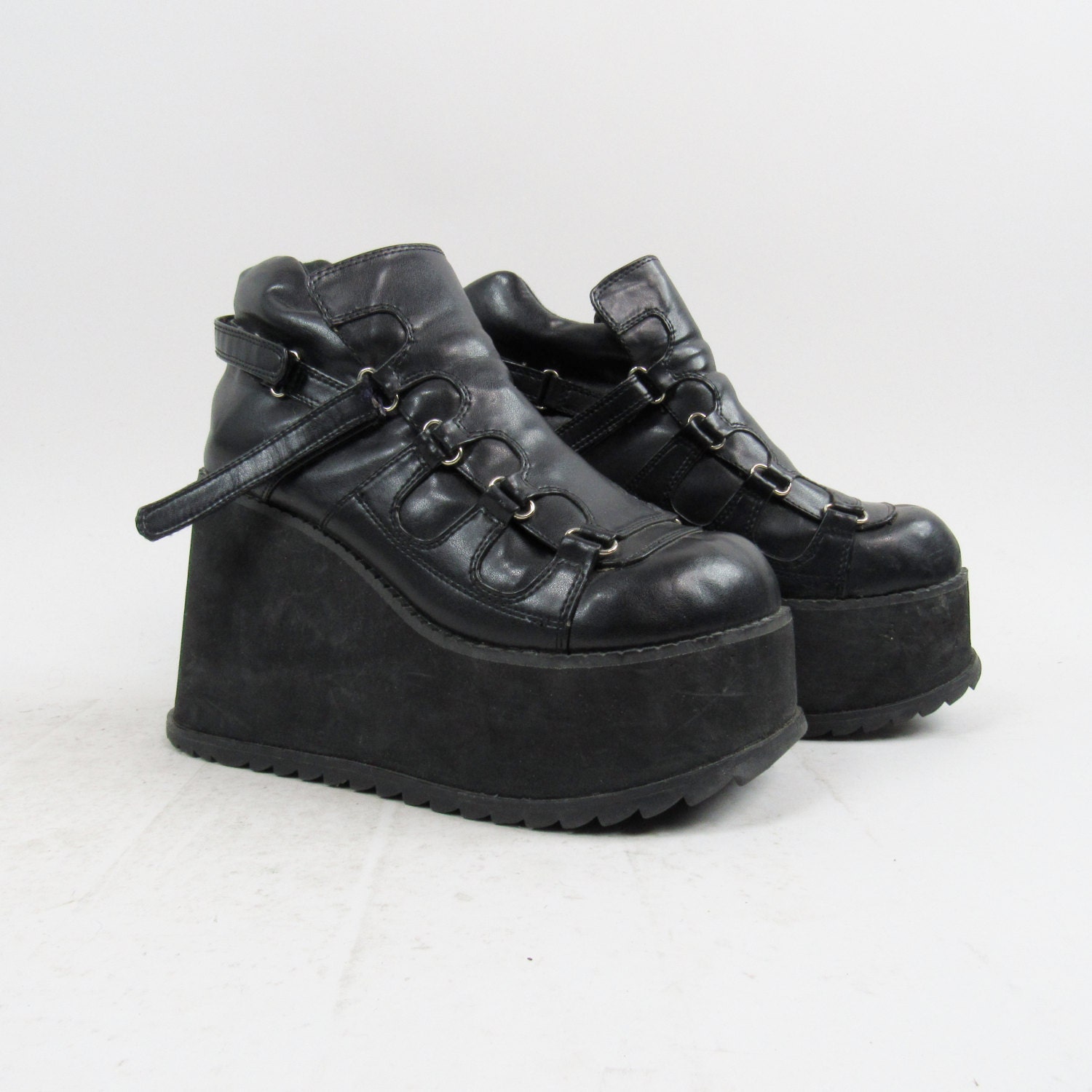 ultra platform shoes