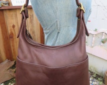 coach hobo tote-um-table