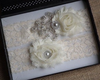 Wedding Bridal Garter - Ivory Lace Garter Set, Rhinestone Garter Set, Vintage Garter Set, Toss Garter, Keepsake Garter