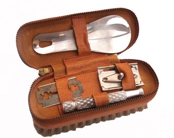 1960s Zipped Mens Vanity Set Gillette Razor Vintage Grooming