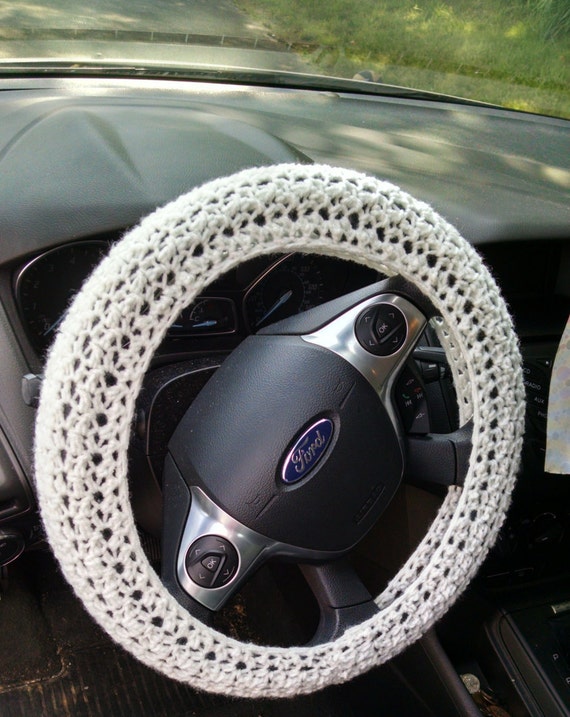 Crochet steering wheel cover by KaylaJsCrafts on Etsy
