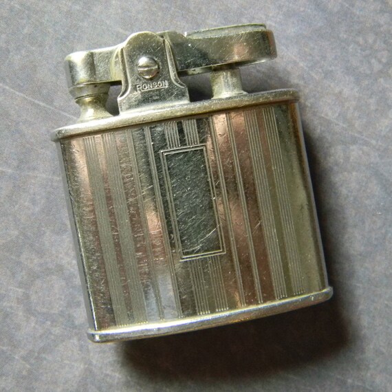 Vintage Ronson Standard Pocket Lighter Silver Tone Finish