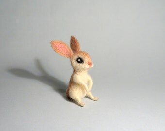 White bunny Easter bunny Mini rabbit Felted hare Tiny animal Wool Rabbit Needle felt animal Organic Gift Doll house Wool felted rabbit