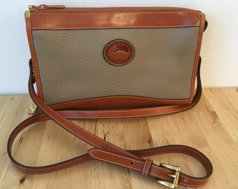 Dooney & Bourke Vintage Classic Leather Zip-Top Crossbody Purse