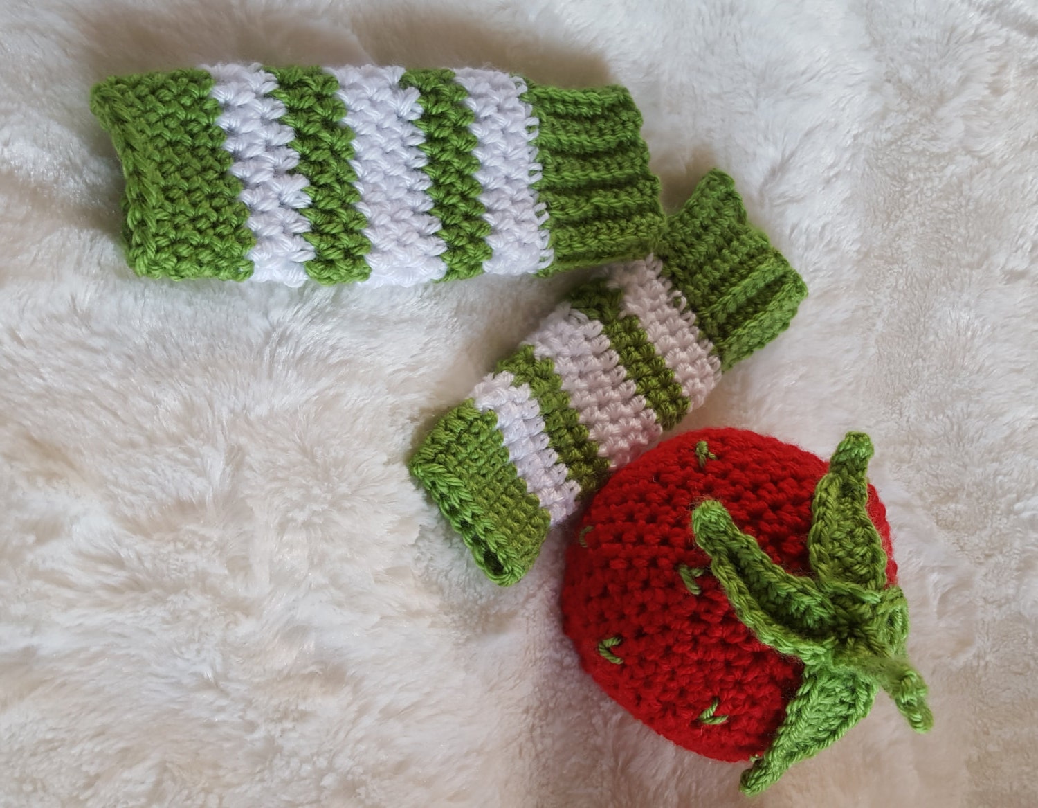 Strawberry Shortcake Beanie and Leg Warmers Set/Summer photo