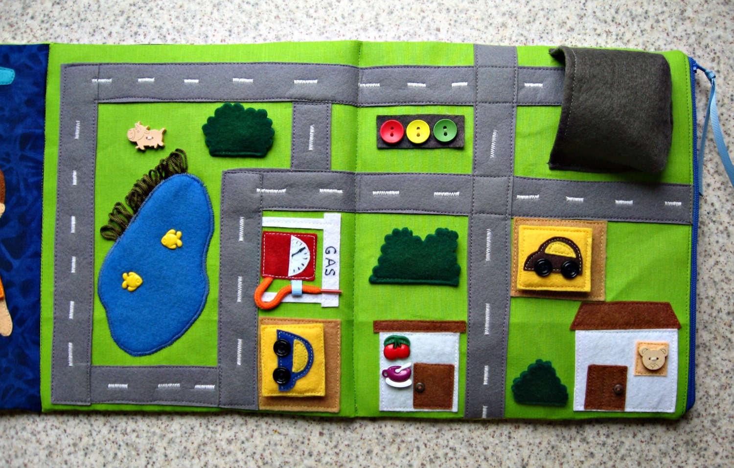 Toddler Activity Board with fasteners Buckle Toy Busy