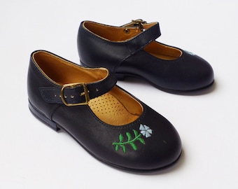 Vintage NOS 70s Dark Blue Mary Janes Made in France EU 21
