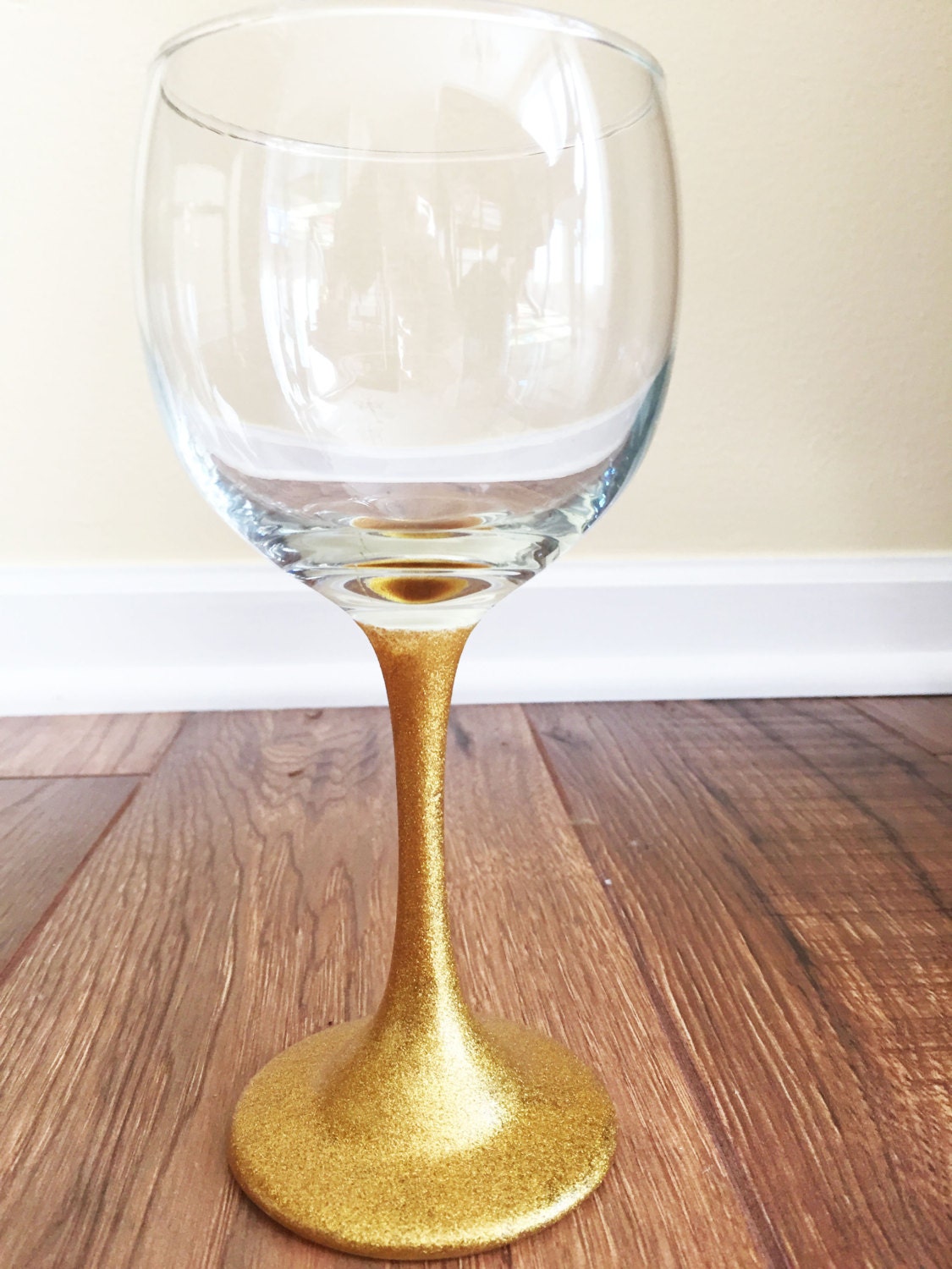 Glitter Stem Wine Glasses Set of 2 by DiamondsAndDots on Etsy