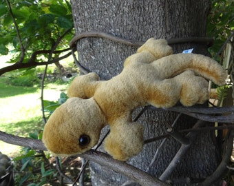 Super Cuddley Plush Gecko