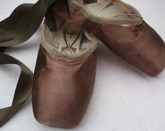 Unique ballet pointe shoes related items | Etsy
