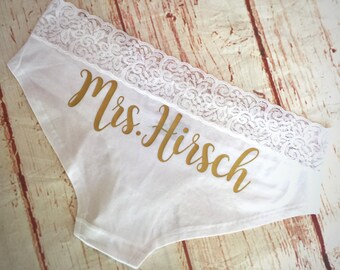 Personnalisé culotte mariée - mariée personnalisée culottes - Lingerie de mariée - cadeau de partie de Bachelorette - Bachelorette Party - cadeau de la mariée