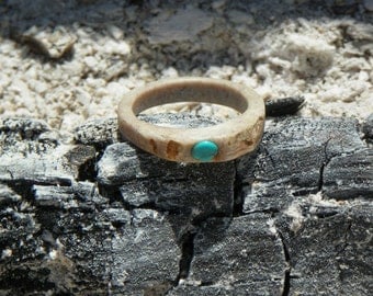 Lady's Deer Antler Ring With Turquoise Inset Stone, Size 10.5, Natural White Tail Deer Antler Ring, Eco-Friendly Jewelry, Bone Ring