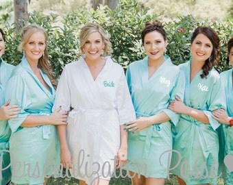 Bridal Robes, Bridesmaid Robes, Custom Embroidered Bridal Party Satin Robe, Bride Robe, Personalized Silky Satin Kimono Robes, Wedding Party