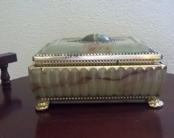 Jewelry box jewelry box Casket Tin vintage Pearl effect