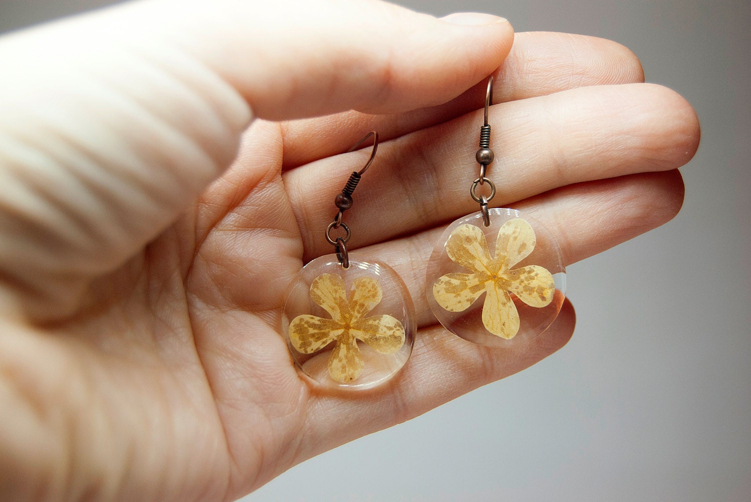 Earrings with yellow flowers. Dangle earrings. Epoxy resin