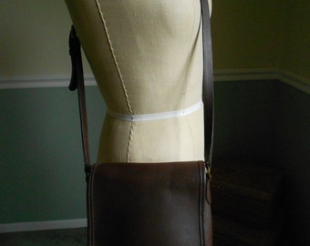 Coach Bag / Leather Coach Messenger Chocolate Brown Crossbody Shoulder Bag