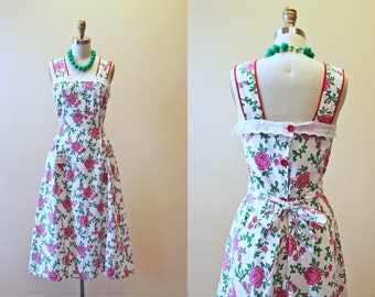 Vintage 1940s Dress - 40s Pinafore Dress - Pink Red Roses Cotton Sundress XS S - Maybelle