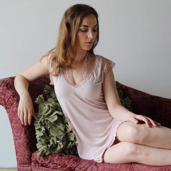 bamboo loungerie tunic with lace trim for sleepwear or
