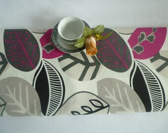 Fuschia Pink Table Runner Taupe Big Funky Floral Leaves Over 6ft (2mts long-78")