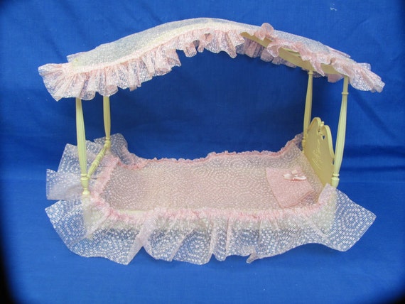 Vintage Barbie Doll Four Poster Pink Canopy Bed Susy Suzy Goose 1961 ...