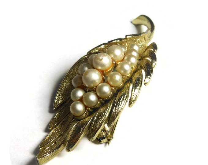 FREE SHIPPING Coro Pegasus brooch, textured gold plated leaf with faux pearl interior, folded over leaf