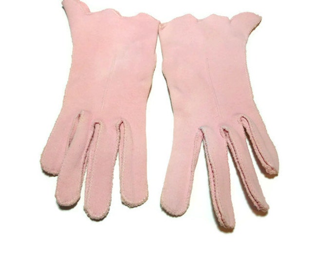 FREE SHIPPING Pink gloves, scalloped slanted edges, wrist length, size 6 1/2 or 7, decorative seam down the front