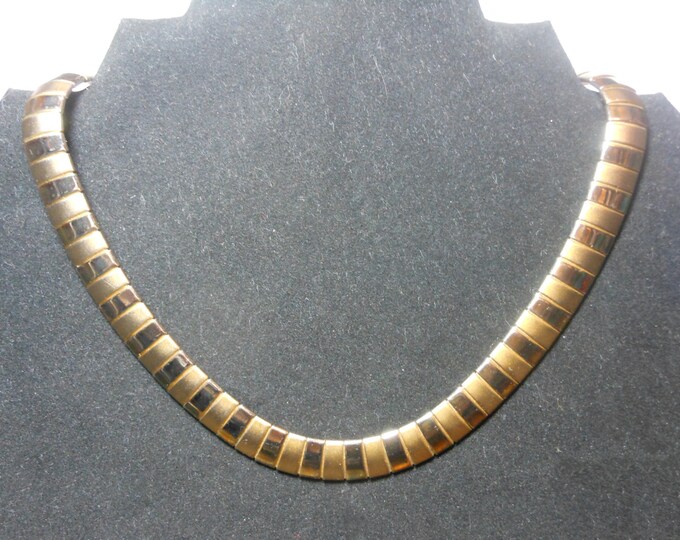 FREE SHIPPING Gold link choker necklace, alternating brushed gold and shingy gold plated links