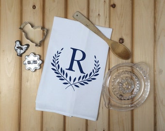 Monogram Flour Sack Towel, Name Initial Tea Towel, Personalized Tea Towel, laurel wreath tea towel, Letter Kitchen Towel, Monogram tea towel