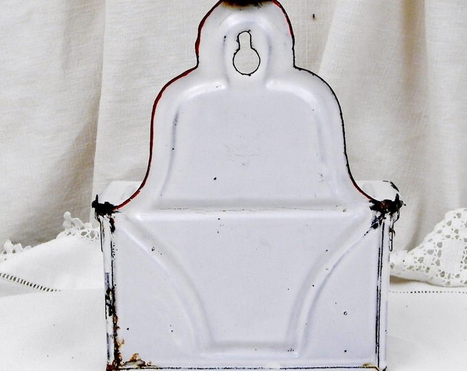 Antique French Saint Servais White and Red Enamelware Box for Matches, French Country Decor, Vintage Retro French Home, Enamel Matchbox Antique French Saint Servais White and Red Enamelware Box for Matches, French Country Decor, Vintage Retro French Home, Enamel Matchbox