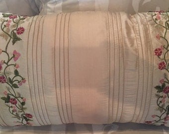 Patio Garden Silk Pillow 16x26