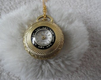 Vintage Swiss Made Sperjna Wind Up Necklace Pendant Watch