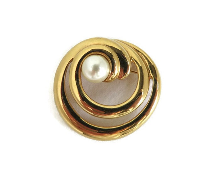 Napier Brooch - Vintage Faux Pearl Circle Brooch Pin, Perfect Gift, Gift Box