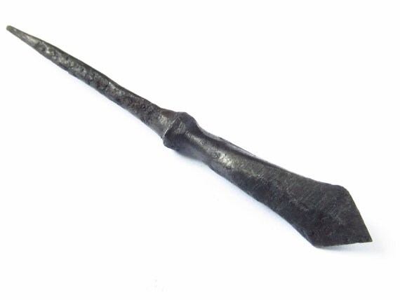 Viking Iron Tanged Arrowhead for Battle. Arrow tip. The Viking