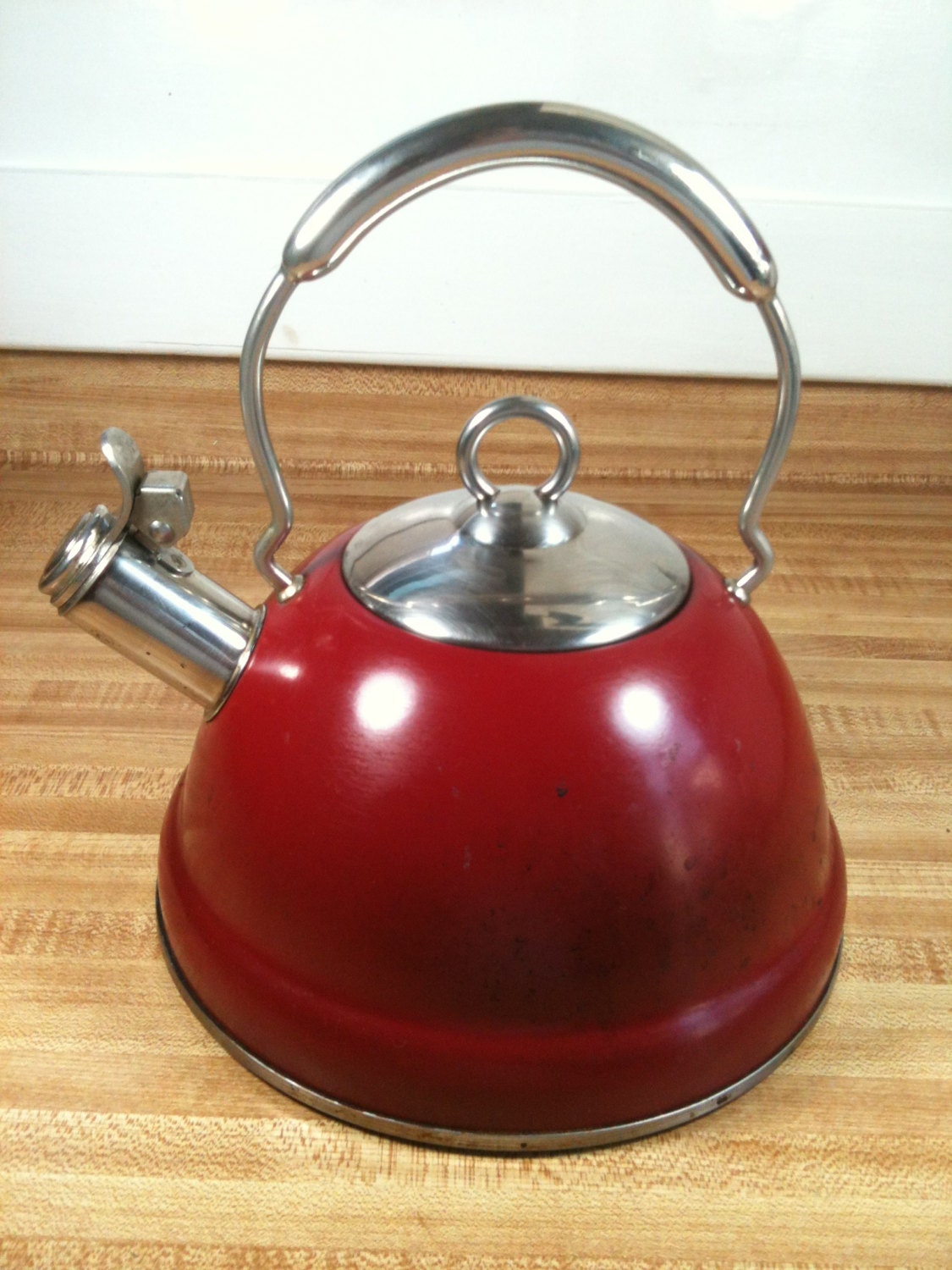 Vintage Calidad Professional Whistling Tea Kettle 2.7 Qt